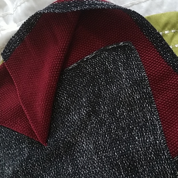 Vest - Picture 5 of 7